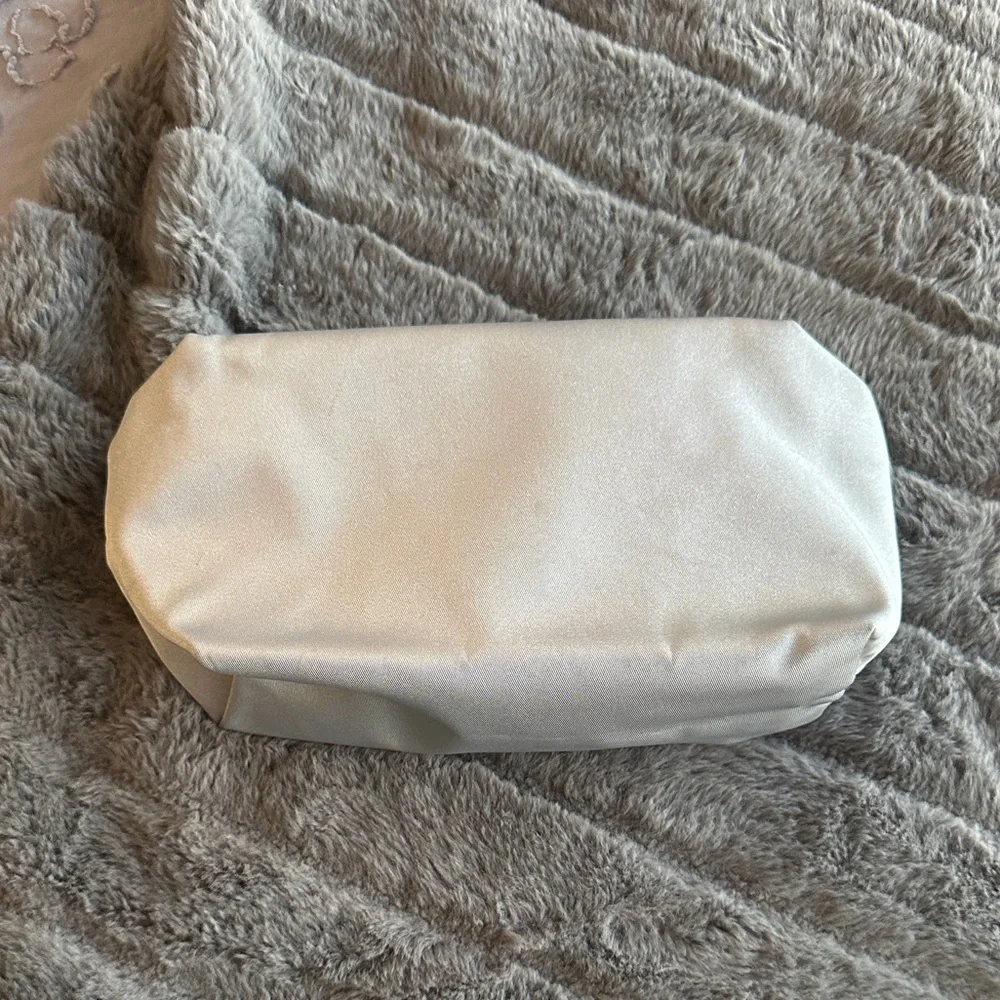 Benefit & Kosas 3pc Eyebrow Bundle + Silver Makeup Bag NWT Clear Gel NEW - Picture 8 of 8